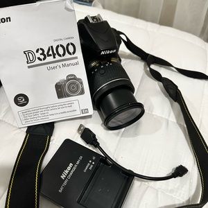 Nikon D3400 camera with extra lens